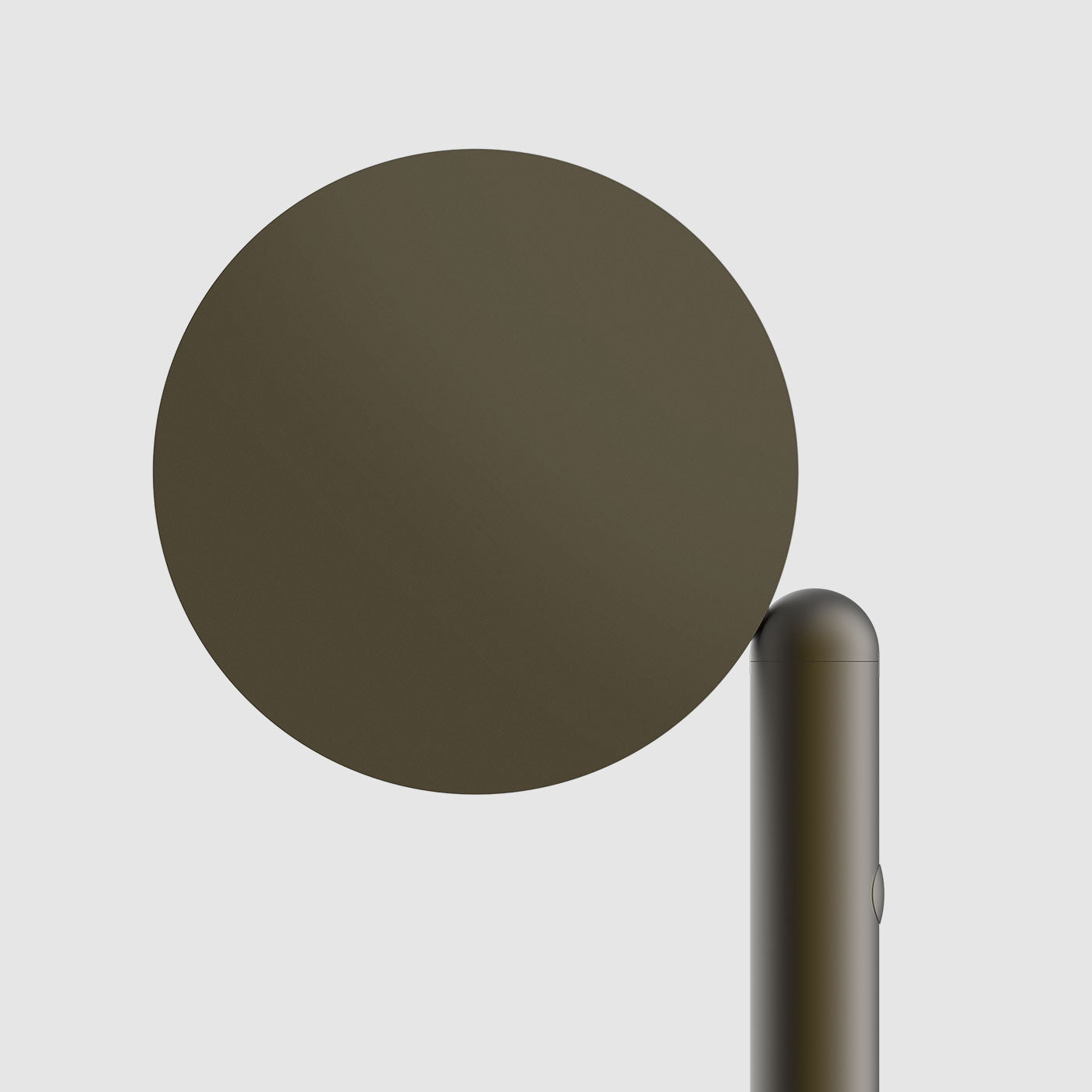 Vue de la face arrière de la tête de lampe Parrot Floor de GRAU en finition laiton noir