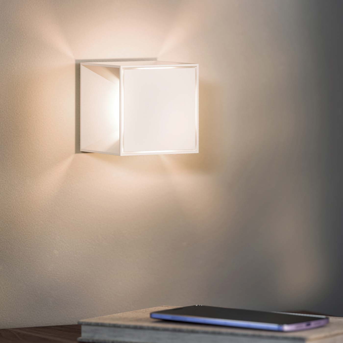 Nutalis mini lampe, sans fil, rechargeable en blanc fixation murale