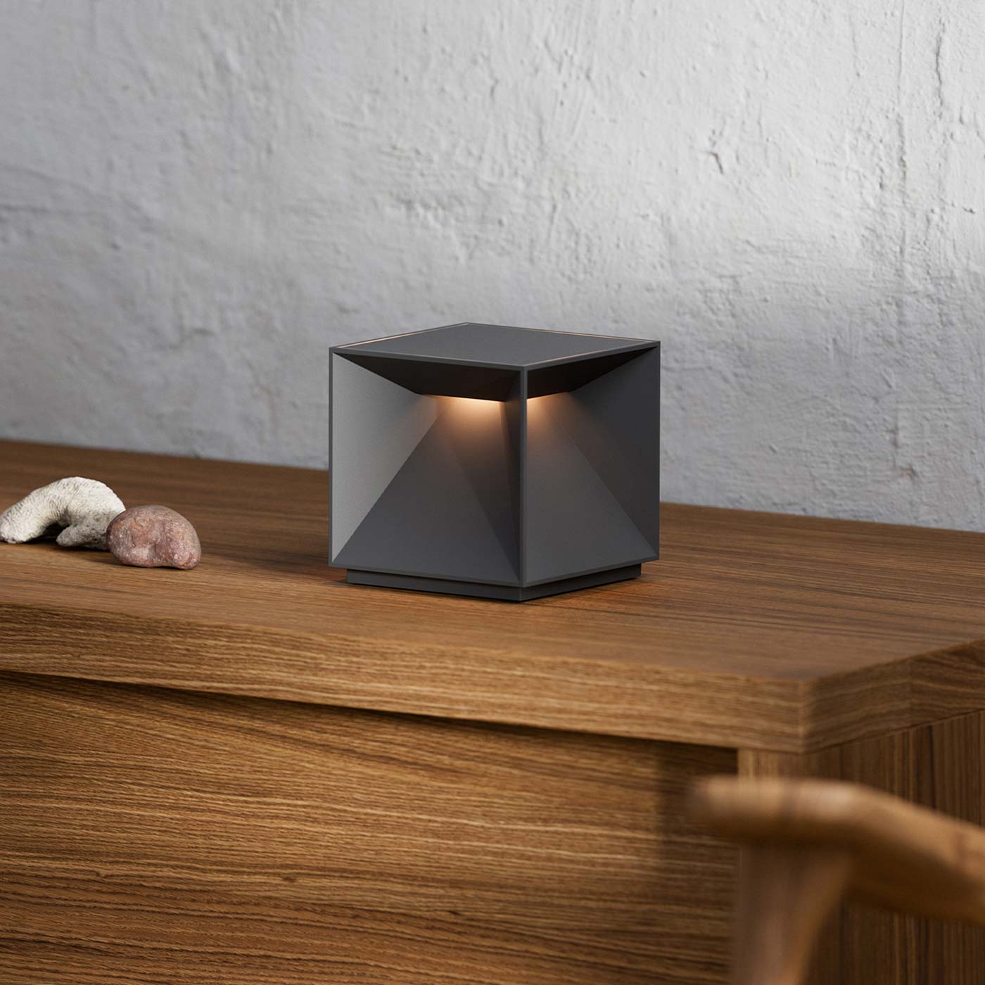 Sigor Nutalis lampe cubique sans fil, rechargeable graphite sur le buffet